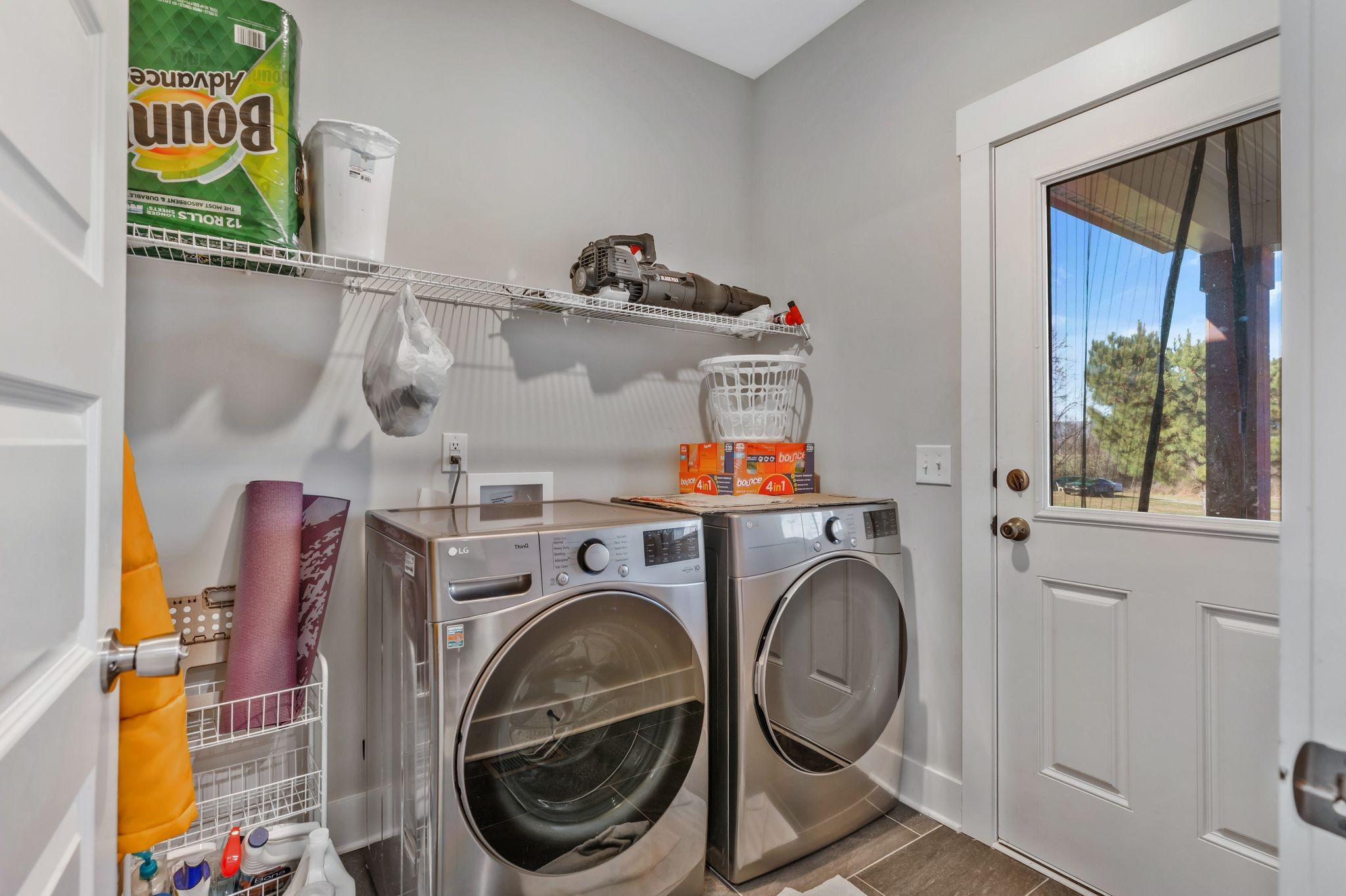 155 Julia Ann Court Springfield, TN 37172 - Photo 16 of 24 a utility room with dryer and washer