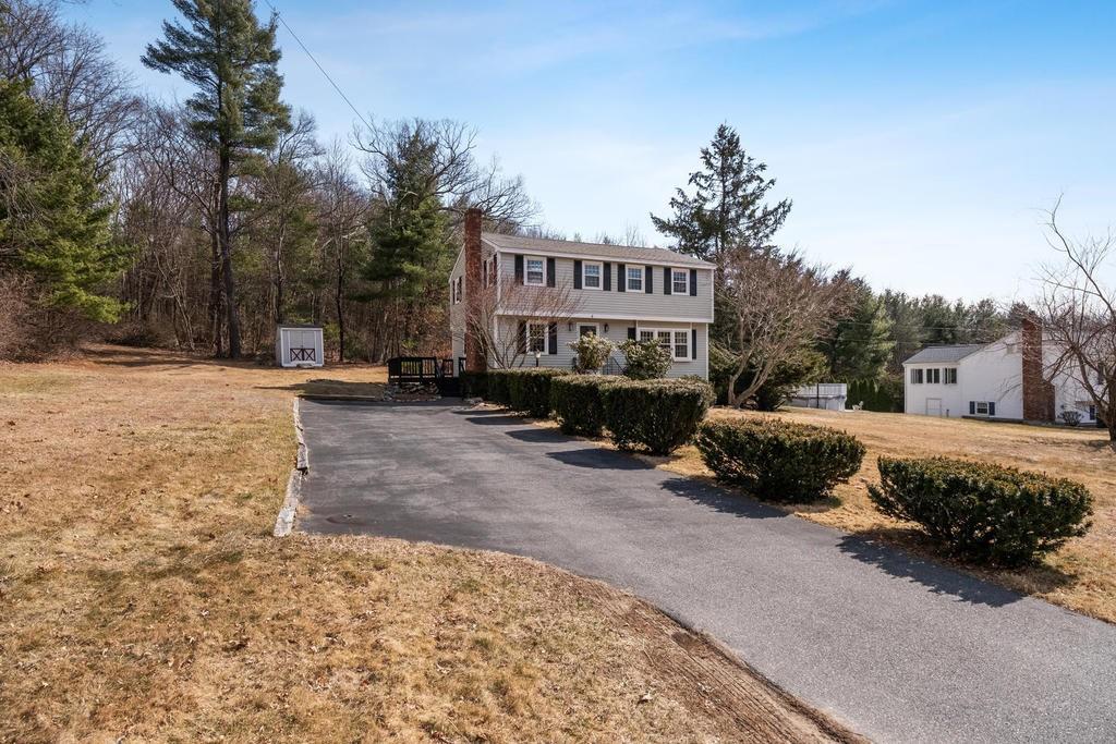 210 Cardigan Road Andover, MA 01810 - Photo 3 of 27
