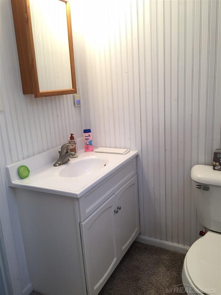 6277 Lakeshore Road Lexington, MI 48450 - Photo 22 of 26 31346117-21.JPG