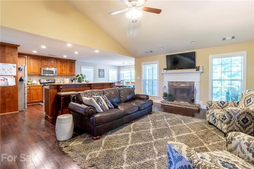 12893 Hill Pine Road Midland, NC 28107 - Photo 11 of 40 Gallery Image 11