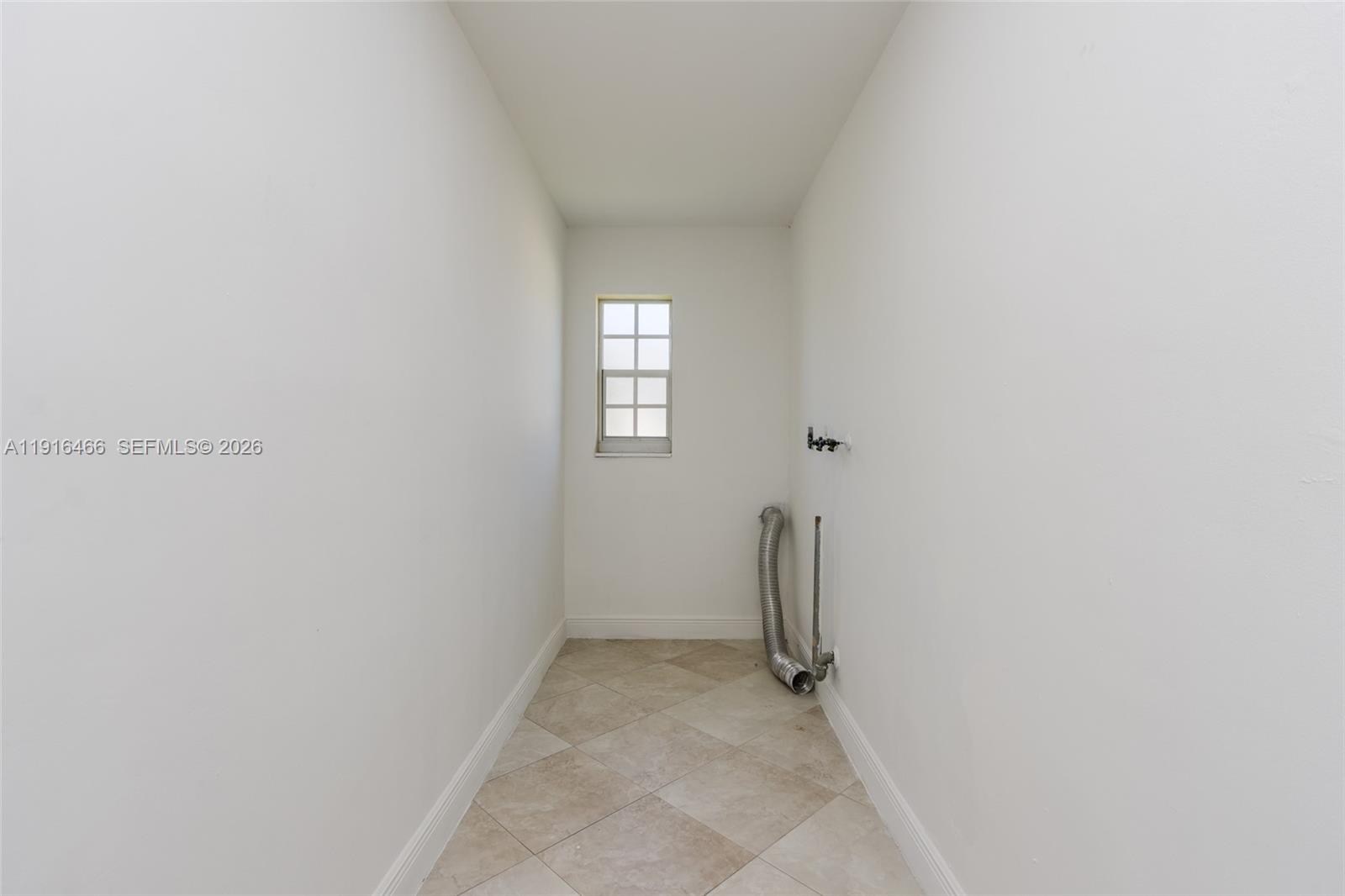 5425 Madison Street Hollywood, FL 33021 - Photo 26 of 45 a view of an empty room
