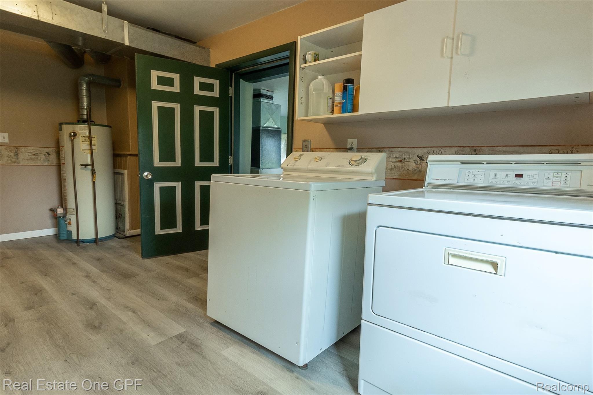 6765 North Road Fort Gratiot, MI 48059 - Photo 35 of 74 041.JPG