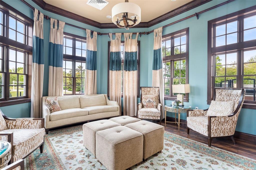 11081 Southwest 38th Boulevard Gainesville, FL 32608 - Photo 53 of 66 a living room with furniture and a large window