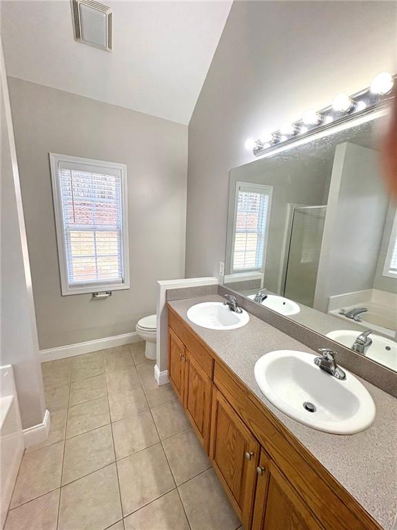 41 Oakmont Drive Southwest Rome, GA 30161 - Photo 13 of 21 a bathroom with a sink double vanity and a mirror