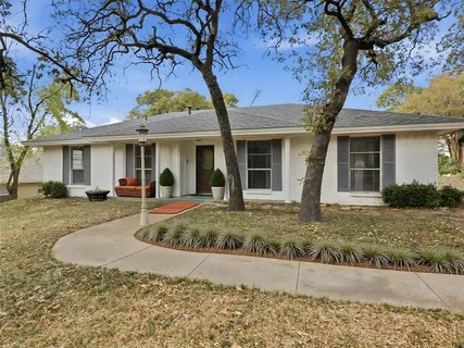 $400,000 | 1137 Melissa Drive, Keller, TX 76262