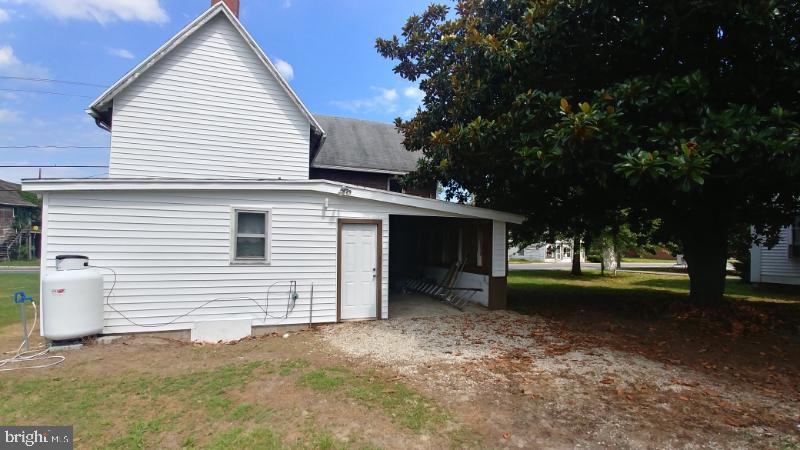 2811 Snow Hill Road Girdletree, MD 21829 - Photo 21 of 22 back door