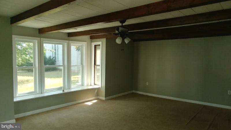 2811 Snow Hill Road Girdletree, MD 21829 - Photo 4 of 22 Living Room