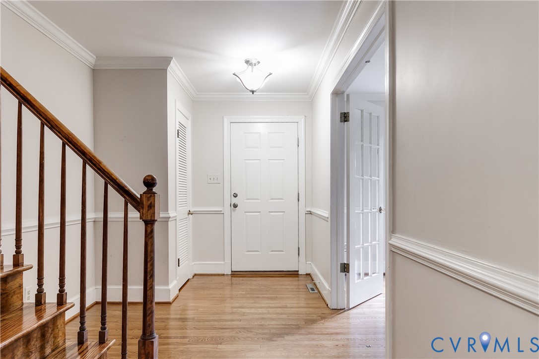3924 Belspring Road Chester, VA 23831 - Photo 6 of 36 Entry foyer featuring wood-finish flooring, a whit