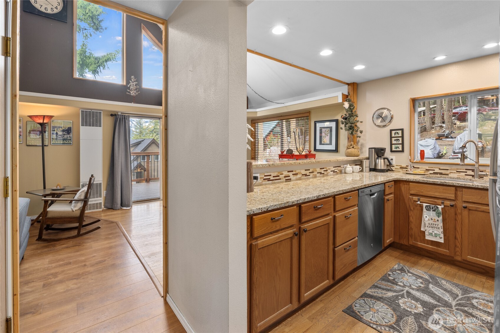 1051 Highland Loop Ronald, WA 98940 - Photo 14 of 39