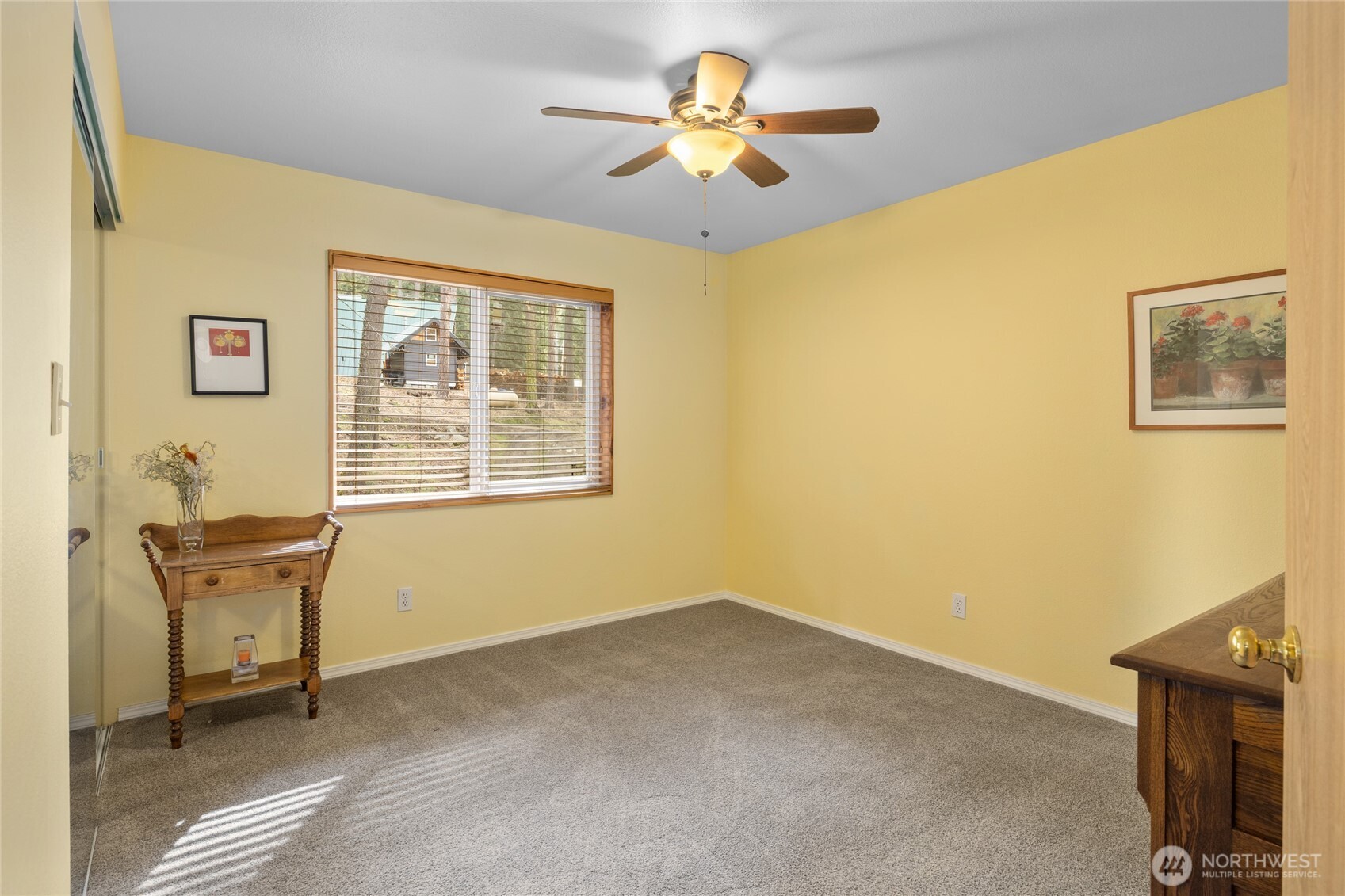 1051 Highland Loop Ronald, WA 98940 - Photo 16 of 39