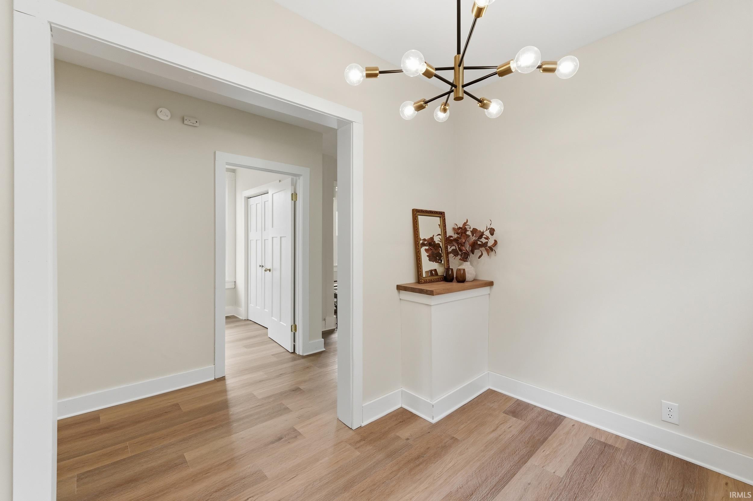 229 Center Street Fort Wayne, IN 46808 - Photo 11 of 41