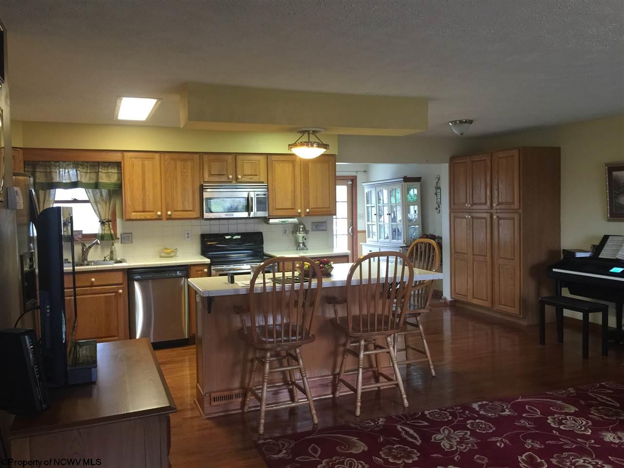 122 Albright Road Kingwood, WV 26537 - Photo 4 of 20 Gallery Image 4
