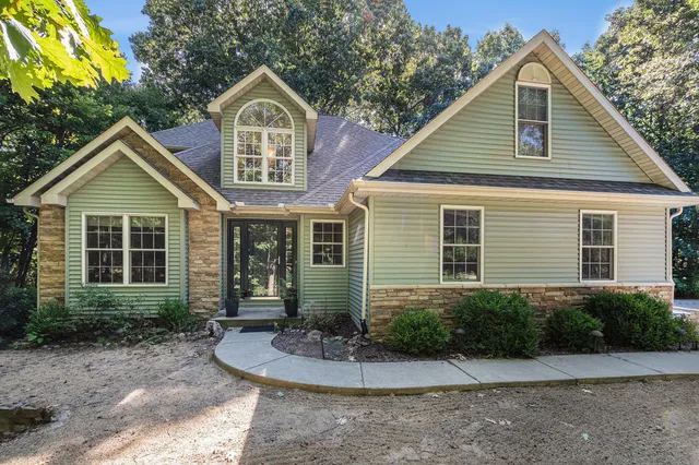 $549,900 | 5477 Fairview Street, Stevensville, MI 49127