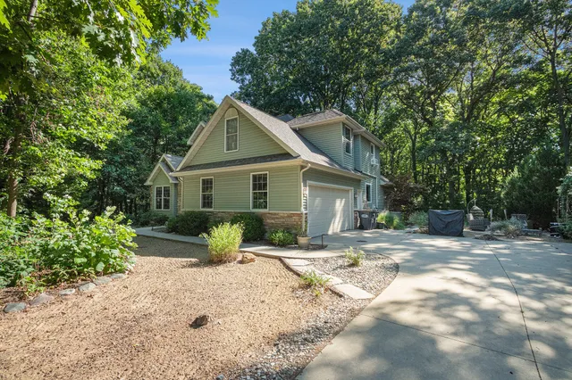 $549,900 | 5477 Fairview Street, Stevensville, MI 49127