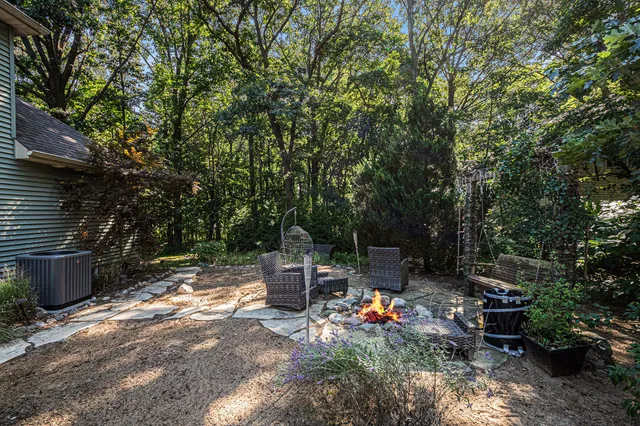 $549,900 | 5477 Fairview Street, Stevensville, MI 49127