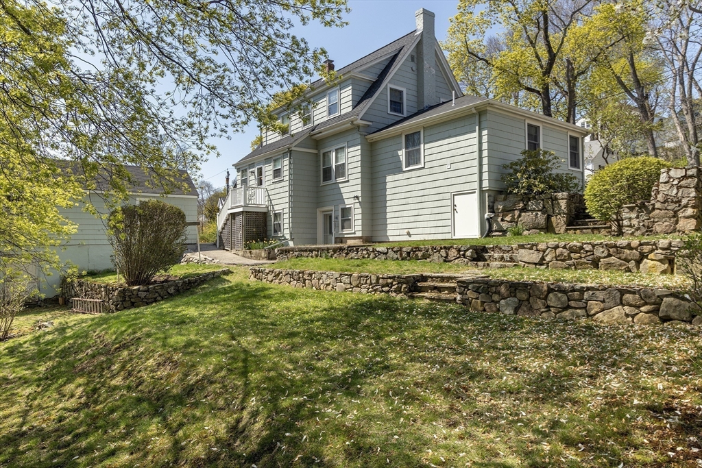 10 Simmons Road Hingham, MA 02043 - Photo 26 of 31 Gallery Image 26