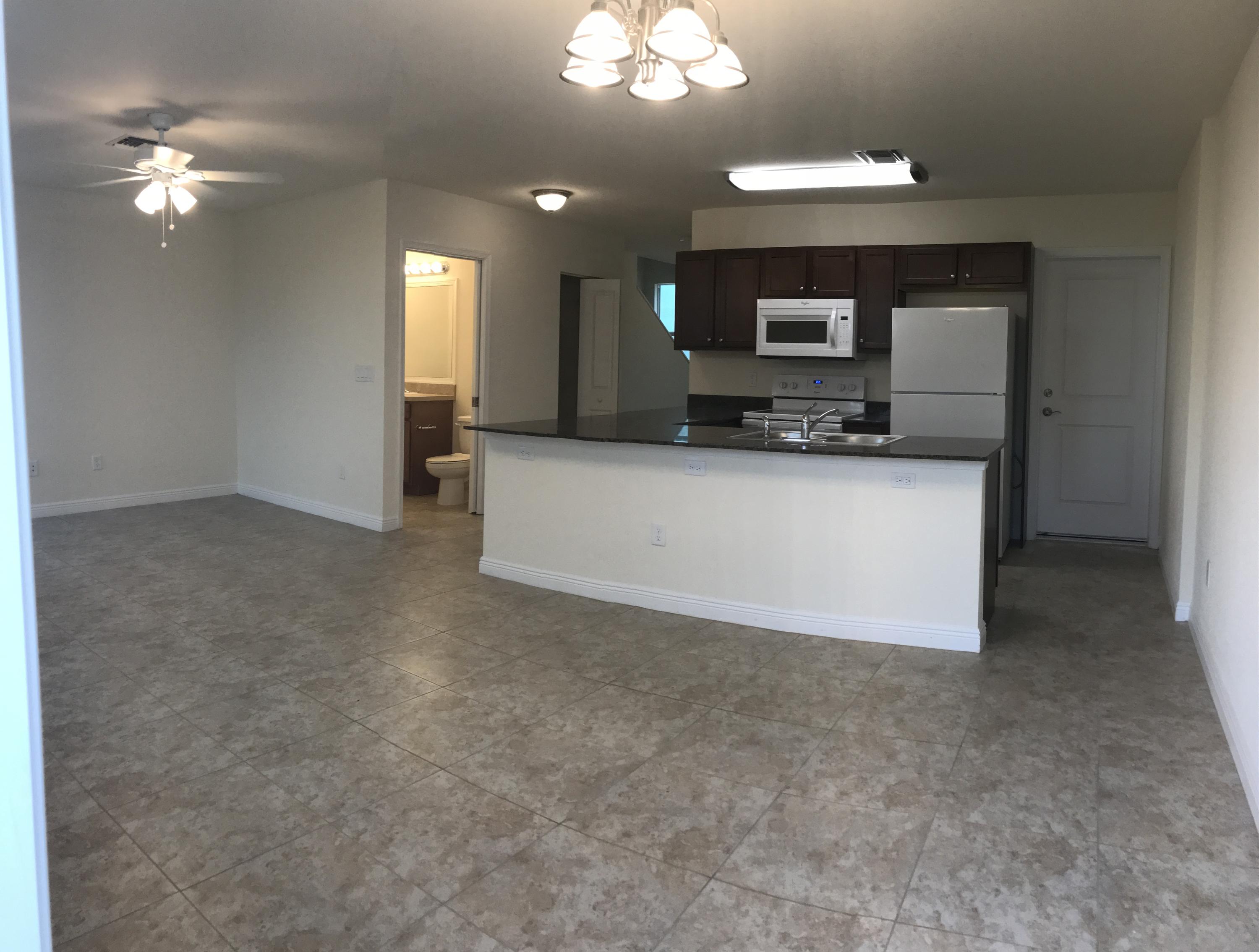 3598 Davis Road Lake Worth, FL 33461 - Photo 9 of 28 IMG_4968