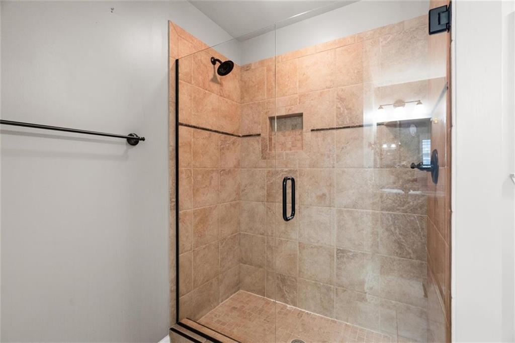 222 Gilmore Circle Calhoun, GA 30701 - Photo 19 of 43 Gallery Image 19
