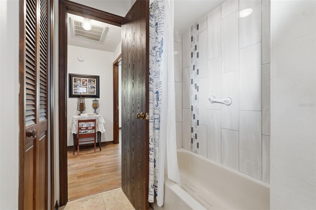 1925 Dockside Drive Valrico, FL 33594 - Photo 23 of 35