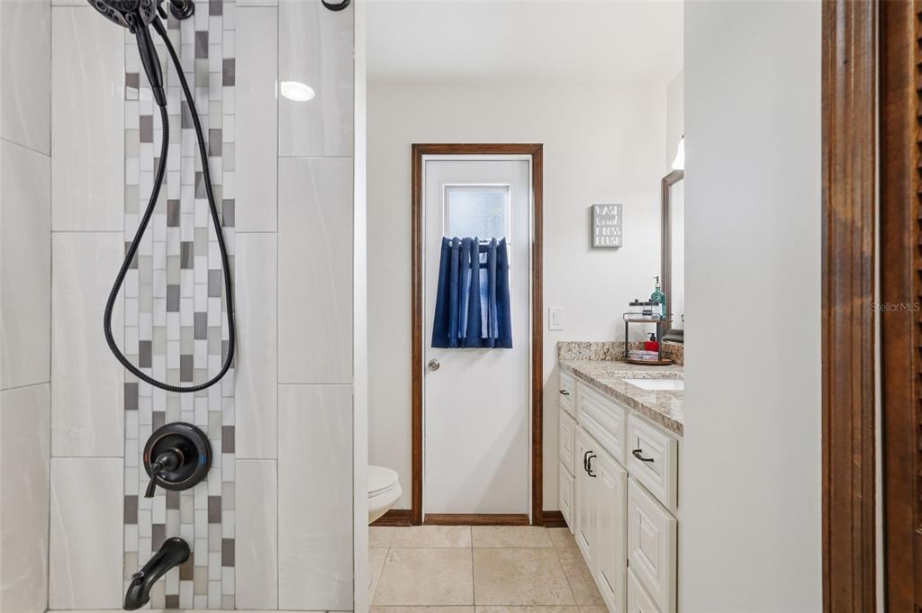 1925 Dockside Drive Valrico, FL 33594 - Photo 24 of 35