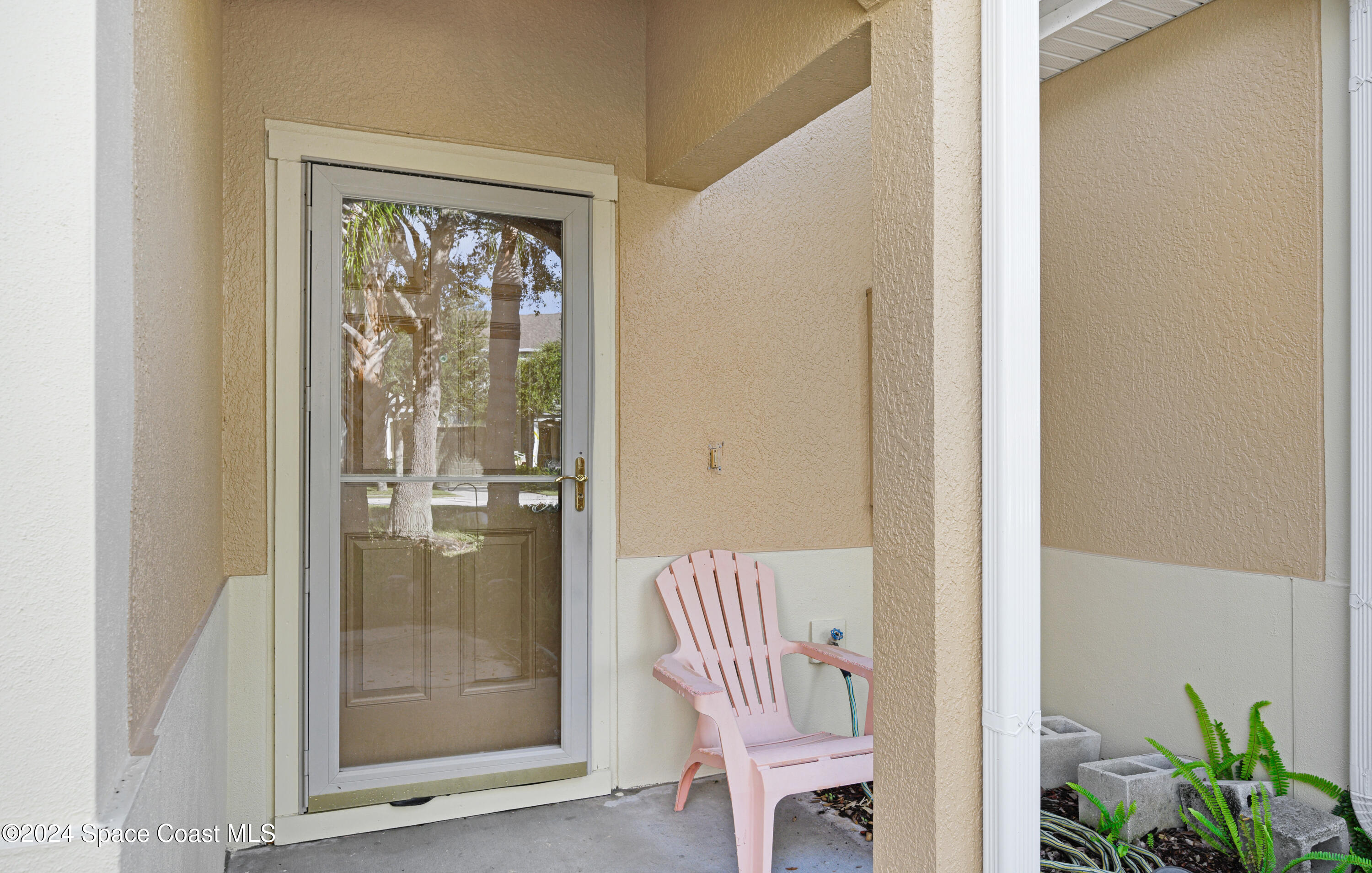 2785 Reston Street, Unit 103 Melbourne, FL 32935 - Photo 21 of 44 a bathroom with a window and a shower
