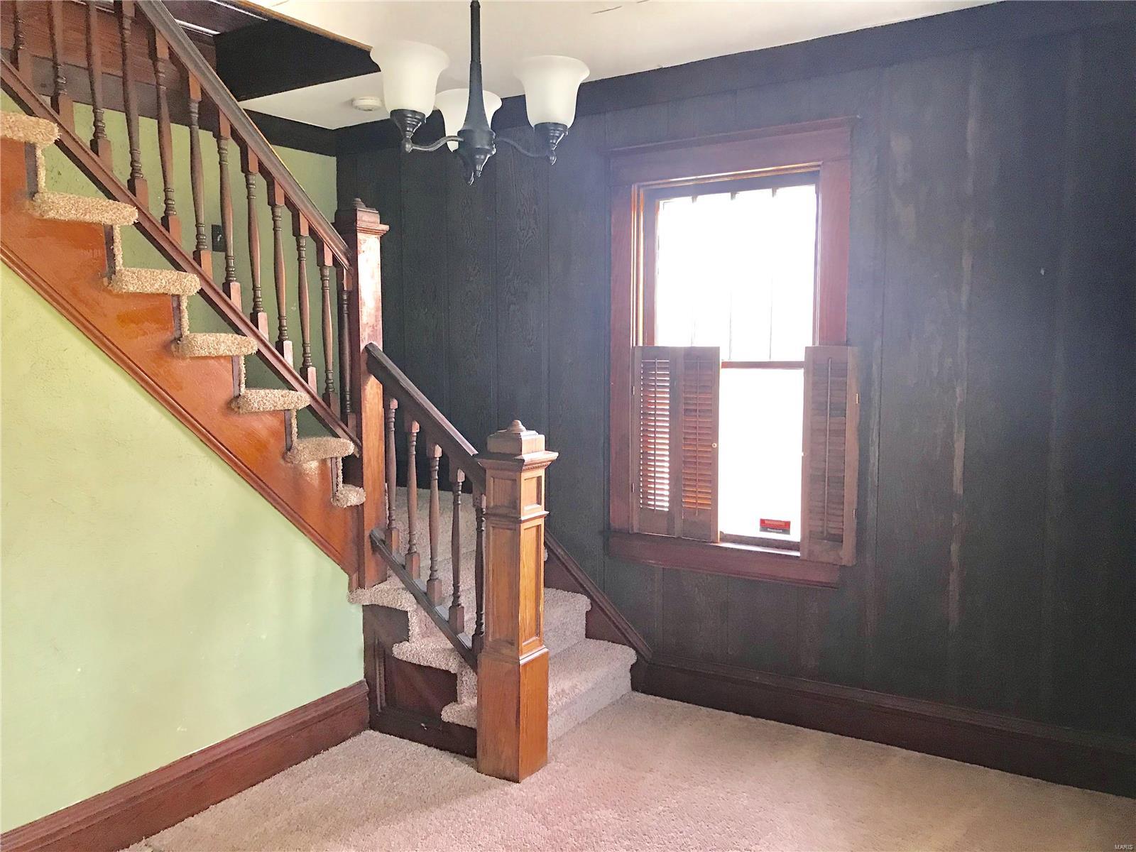 1254 Larkin Williams Road Fenton, MO 63026 - Photo 10 of 39 Gallery Image 10