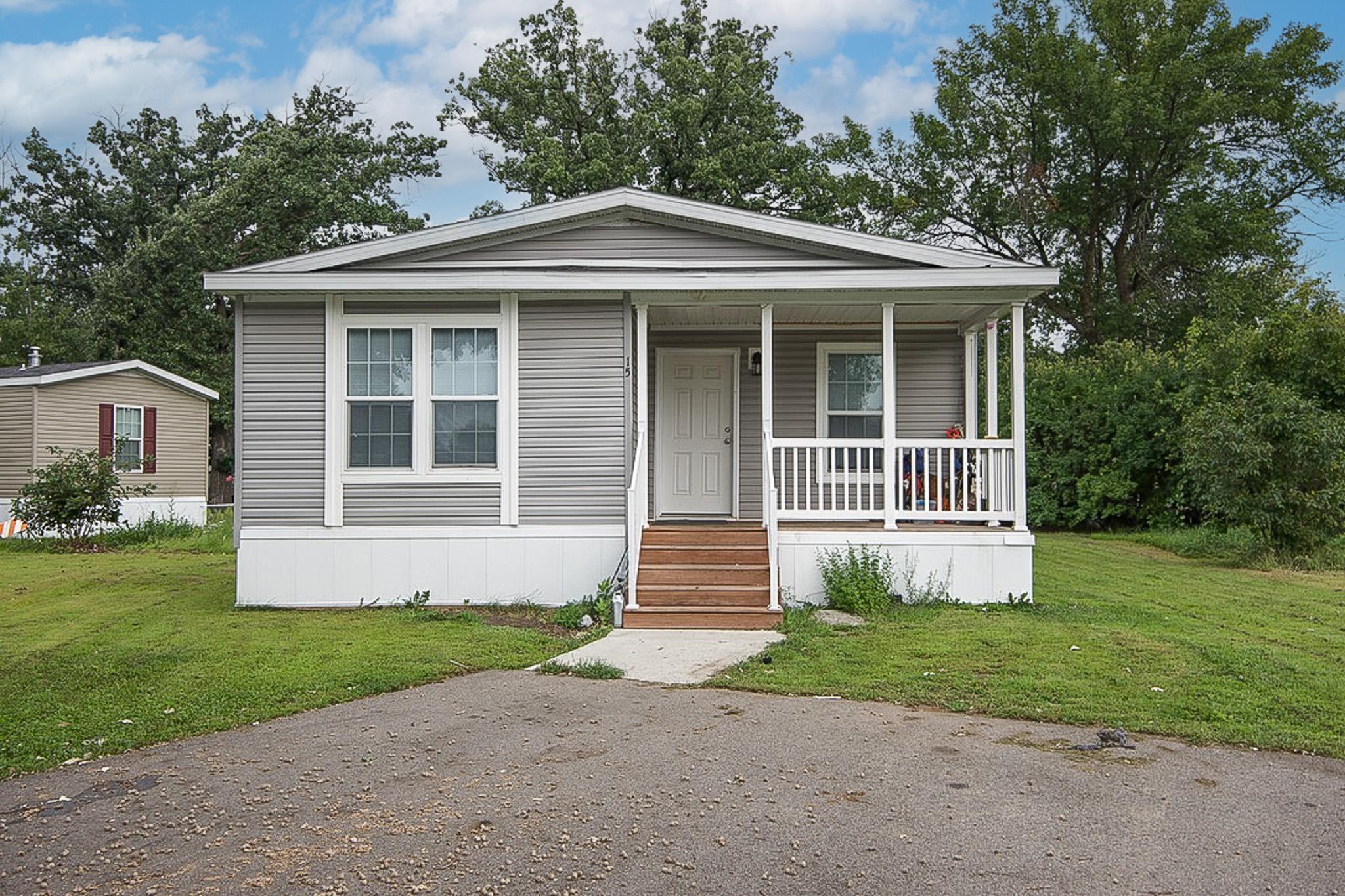 15 Arbor Street St. Cloud, MN 56301 - Photo 1 of 26