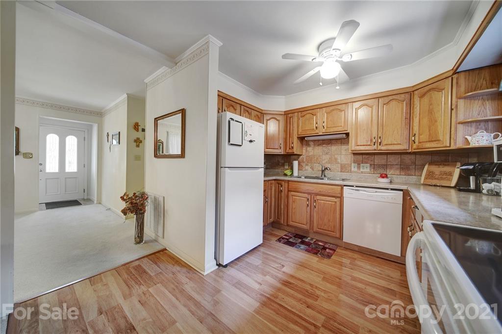1223 Gladstone Road, Unit 71 Lancaster, SC 29720 - Photo 9 of 35 Gallery Image 9