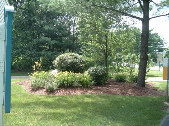 327 Circle Road, Unit 6 Manchester, NH 03103 - Photo 26 of 30