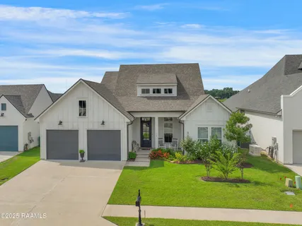 $530,000 | 110 Big Lake Run, Youngsville, LA 70592
