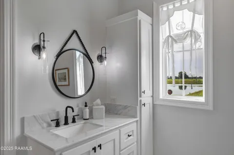 $530,000 | 110 Big Lake Run, Youngsville, LA 70592