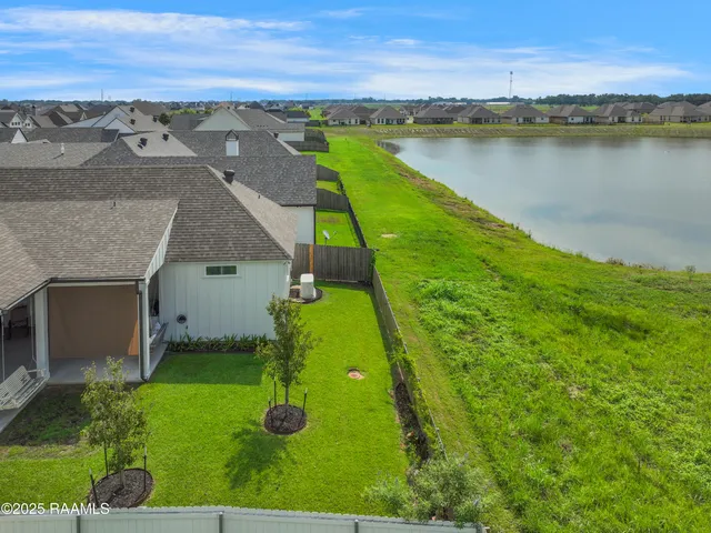 $530,000 | 110 Big Lake Run, Youngsville, LA 70592