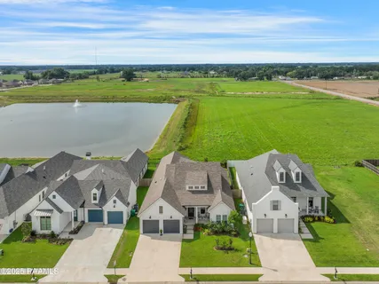 $530,000 | 110 Big Lake Run, Youngsville, LA 70592
