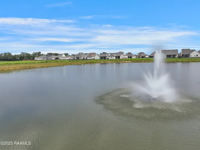 $530,000 | 110 Big Lake Run, Youngsville, LA 70592