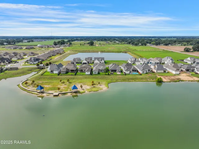 $530,000 | 110 Big Lake Run, Youngsville, LA 70592