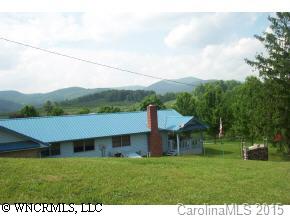 1102 Apple Valley Road Hendersonville, NC 28792 - Photo 4 of 8 Gallery Image 4