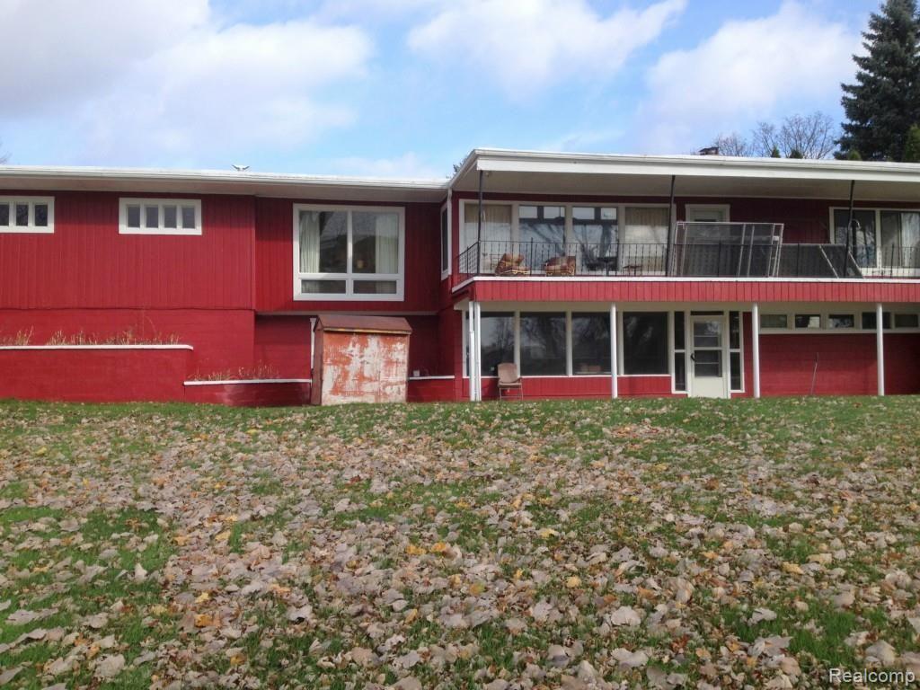 3363 Rolston Road Fenton, MI 48430 - Photo 1 of 8