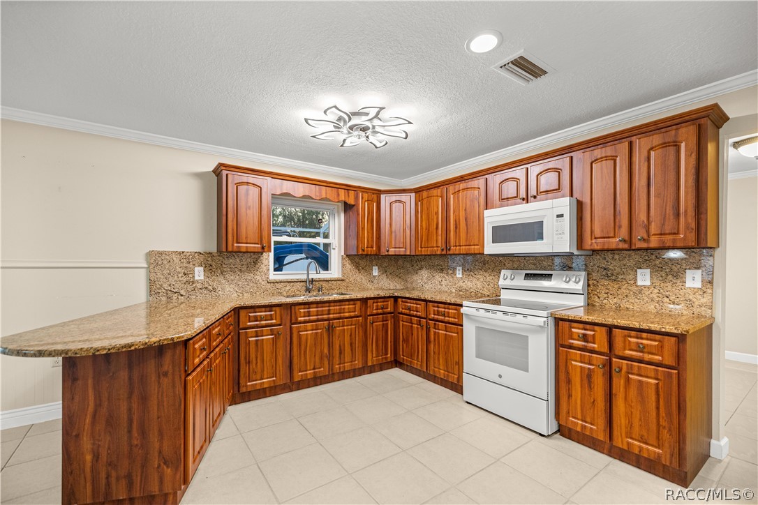 14475 Southwest 34th Terrace Road Ocala, FL 34473 - Photo 9 of 24 Gallery Image 9