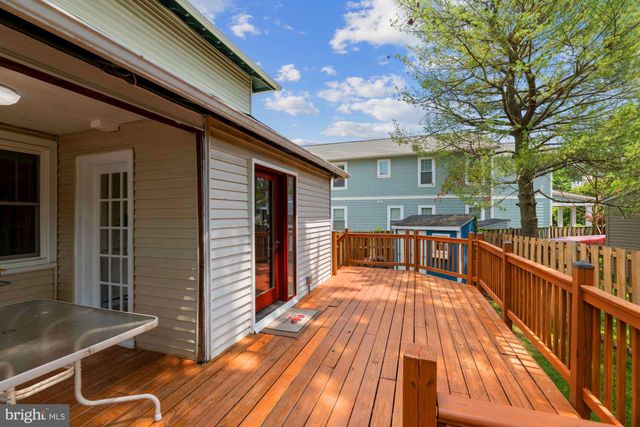 $890,000 | 21 East Braddock Road, Alexandria, VA 22301