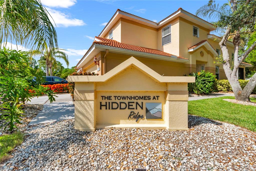 1421 Ridge Terrace Tarpon Springs, FL 34689 - Photo 7 of 48