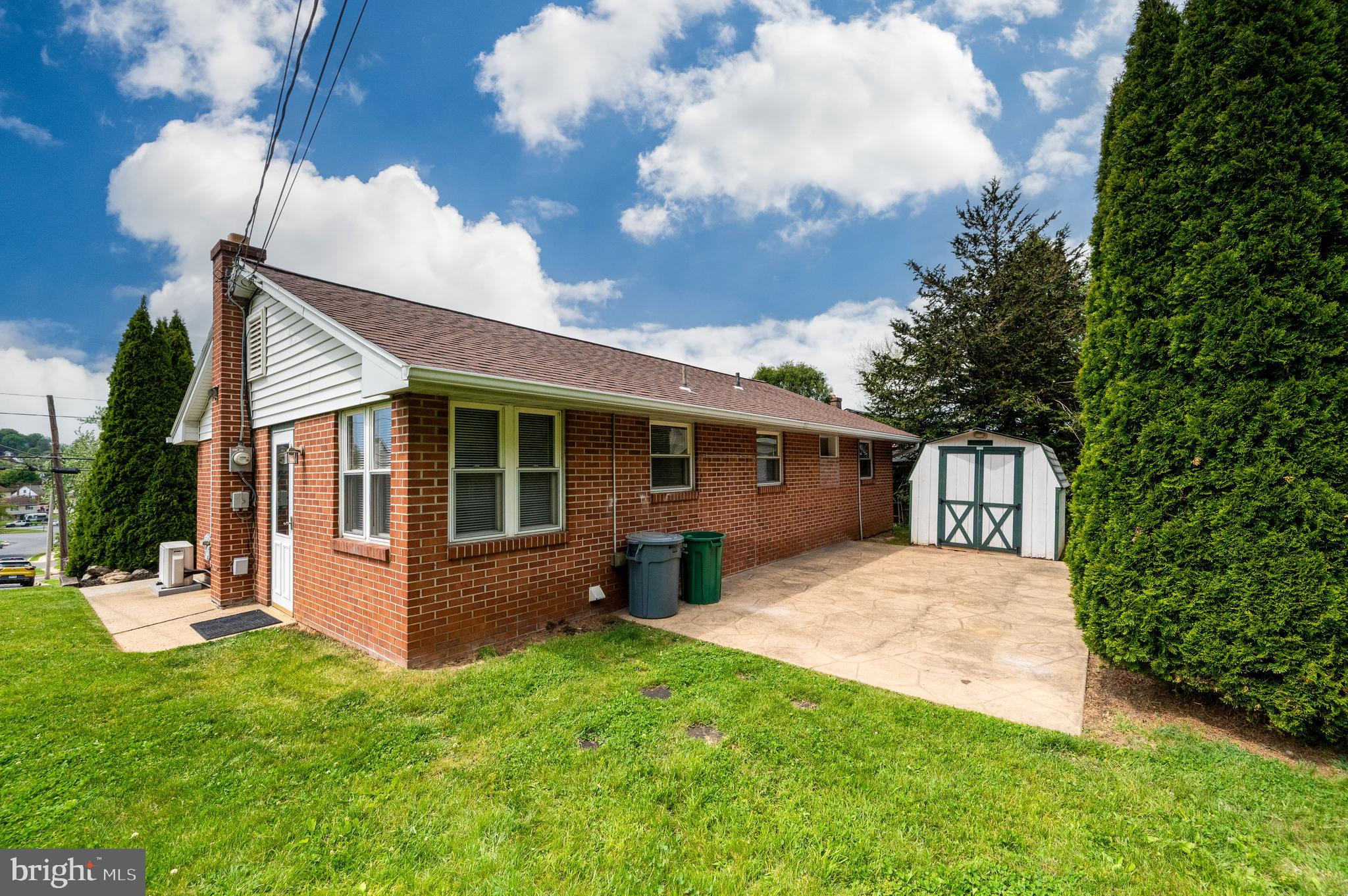 1392 New Holland Road Reading, PA 19607 - Photo 23 of 27 Gallery Image 23