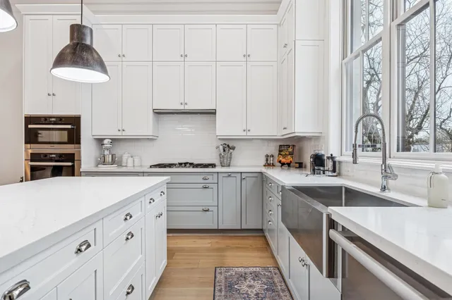 $1,100,000 | 1270 Wood Hollow Drive, Houston, TX 77057