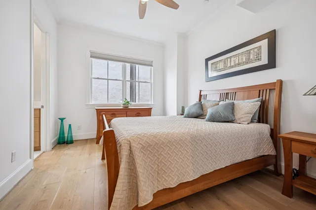 $1,100,000 | 1270 Wood Hollow Drive, Houston, TX 77057