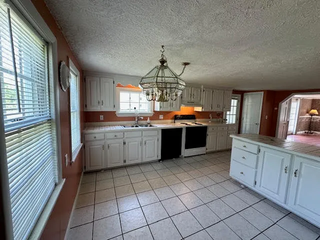 $375,000 | 1039 Belfast Road, Knox, ME 04986