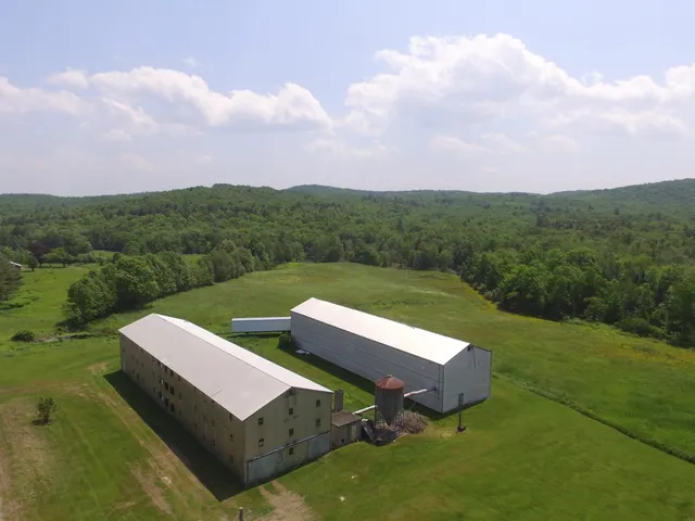 $375,000 | 1039 Belfast Road, Knox, ME 04986