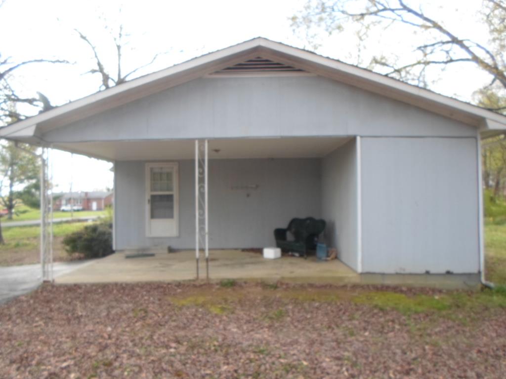 SIDE VIEW CARPORT