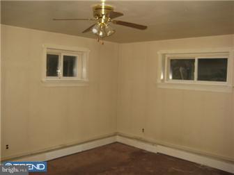 2970 Davis Road Barrington, NJ 08007 - Photo 4 of 9