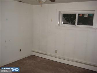 2970 Davis Road Barrington, NJ 08007 - Photo 6 of 9