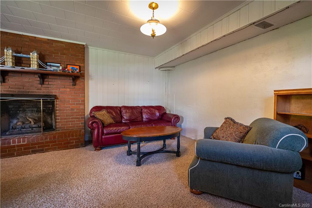 304 Riverside Drive Morganton, NC 28655 - Photo 18 of 23 Gallery Image 18