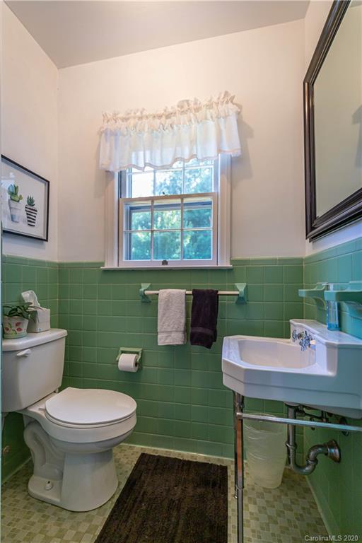 304 Riverside Drive Morganton, NC 28655 - Photo 20 of 23 Gallery Image 20